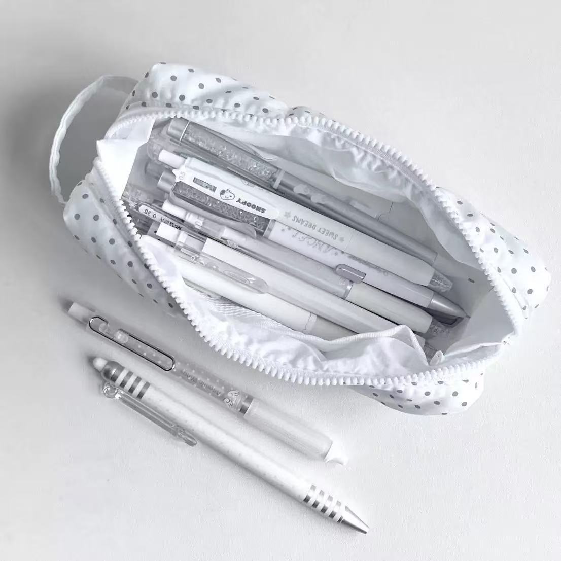 Polka Dot Handheld Pencil Bag  - Aesthetic Large Pencil Case Pouch 评论和价格